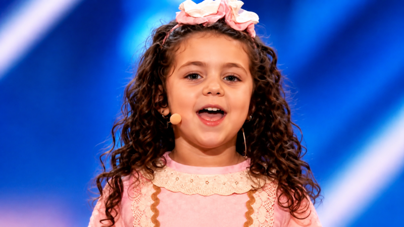 5-year-old Sophie Fatu singing Frank Sinatra’s My Way on America’s Got Talent