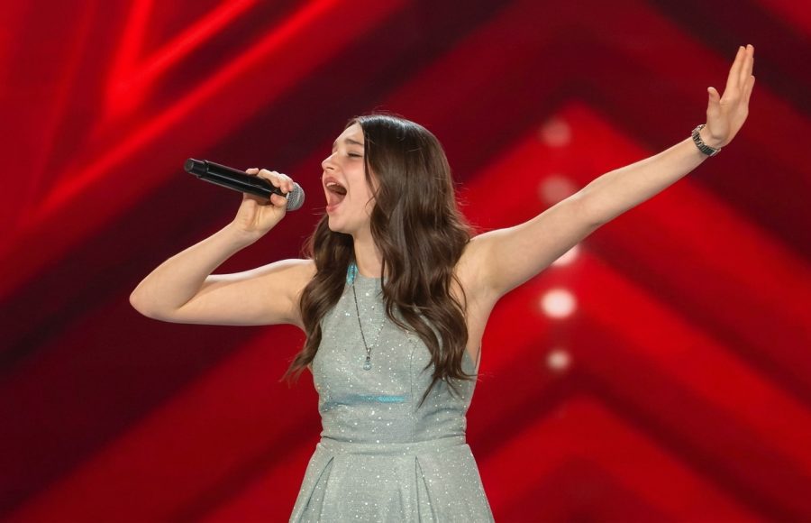 Jade Mathieu receives Howie Mandel’s Golden Buzzer on Canada’s Got Talent