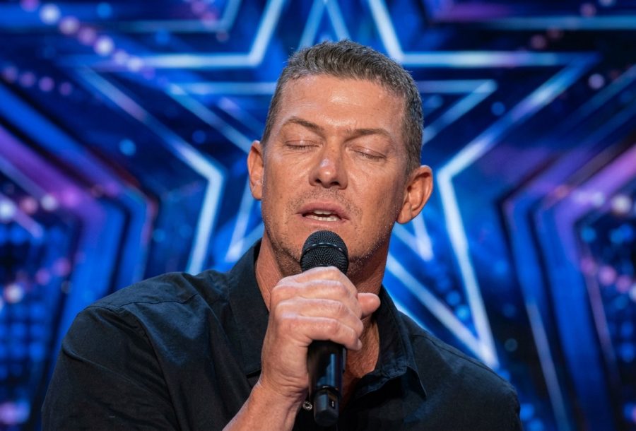 Matt Mauser delivers an emotional performance on America’s Got Talent 2021